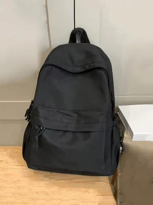 Light Weight bl Casual Backpack for men and women